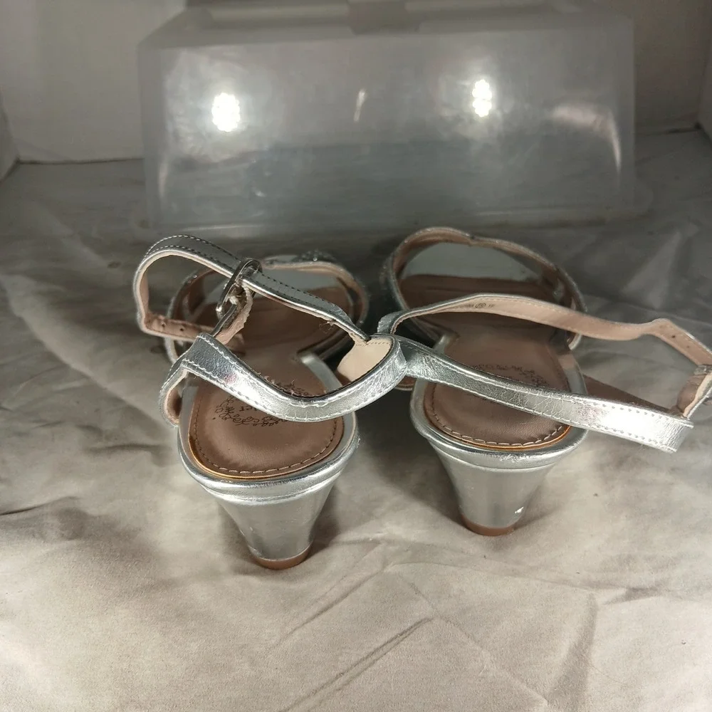 I. Miller Wedge Sandals 6M Silver Glitter Metallic Evening Formal Wedding Glam